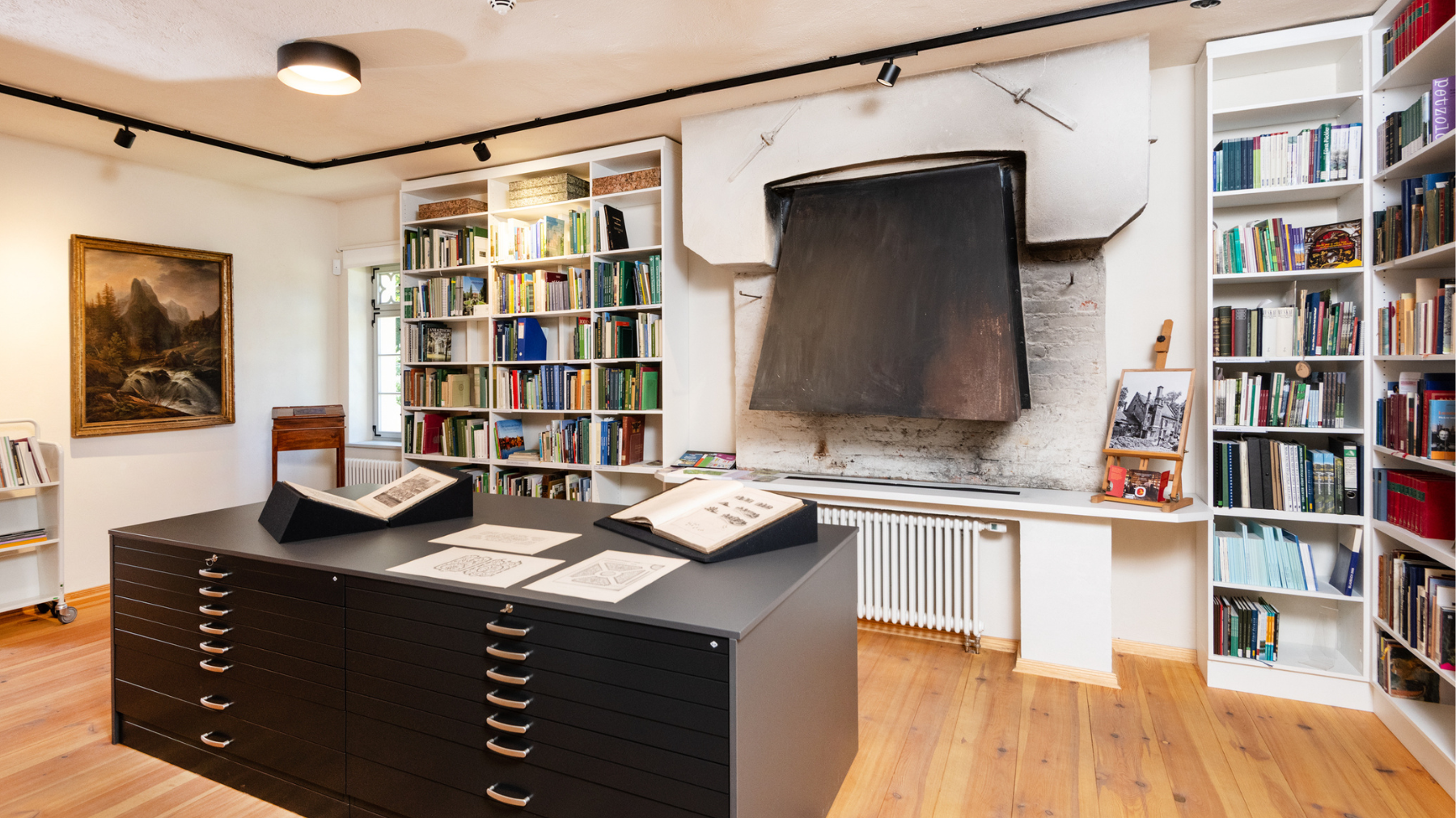 Nutzerraum der Präsenzbibliothek in der Parkschmiede